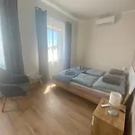 Apartment Azur Alsóörs