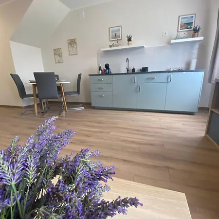 Azur Panorama Apartamento Alsóörs