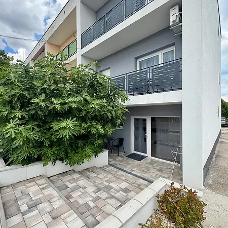 Апартаменты Azur *