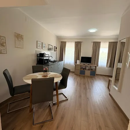 Azur Apartament
