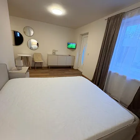 Azur Apartmán Alsóörs
